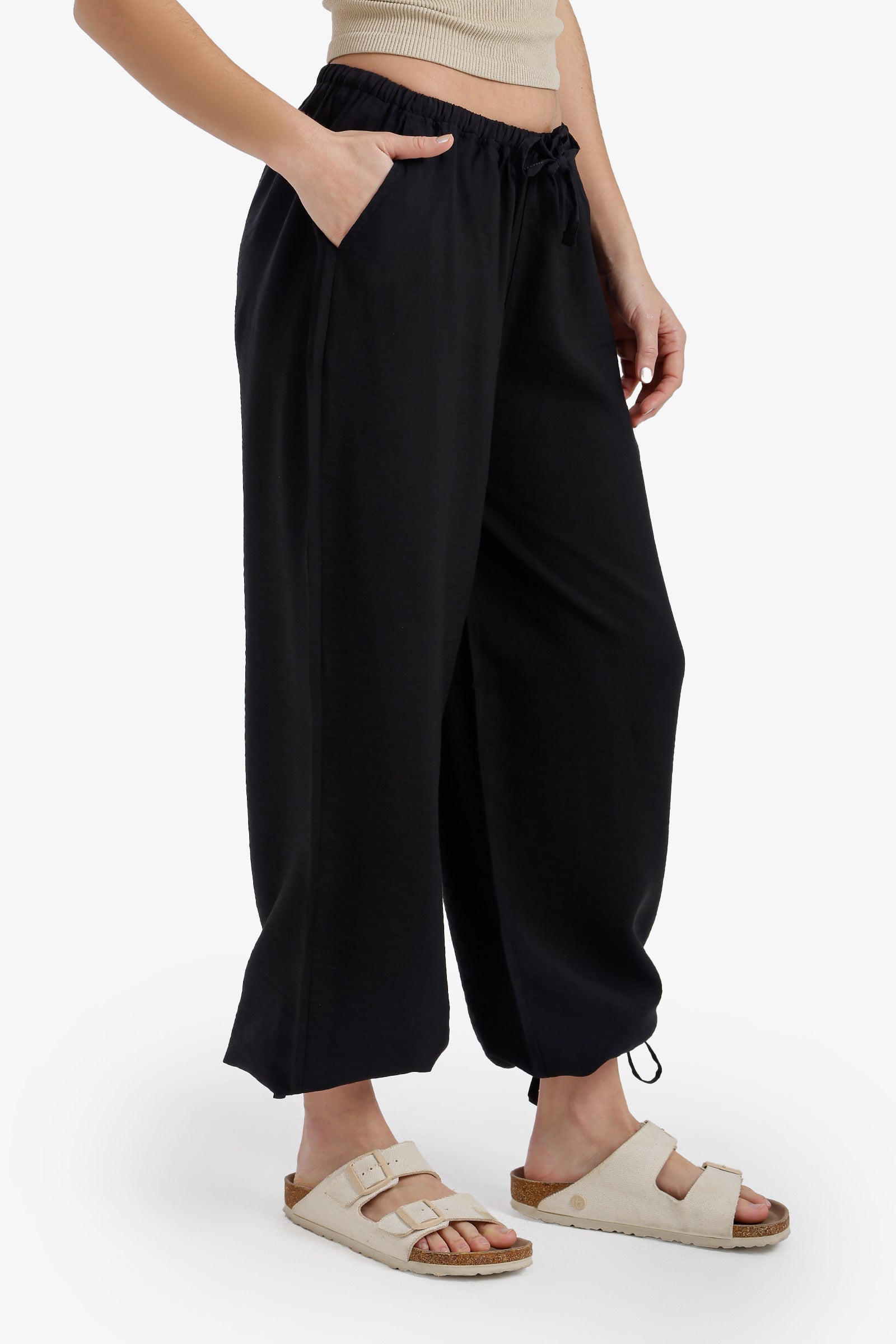Solid Drawstring Balloon Pants – Black