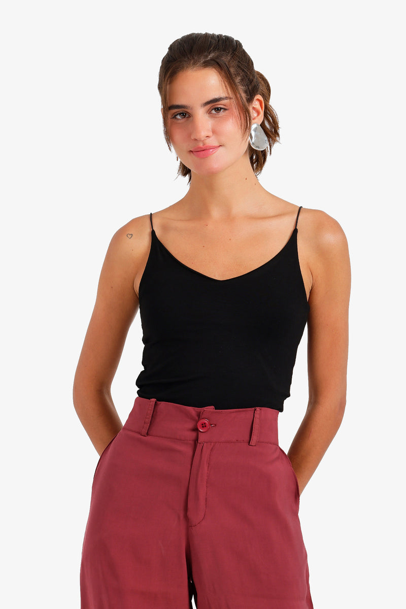 Slim Fit V-Neck Cami Top – Black