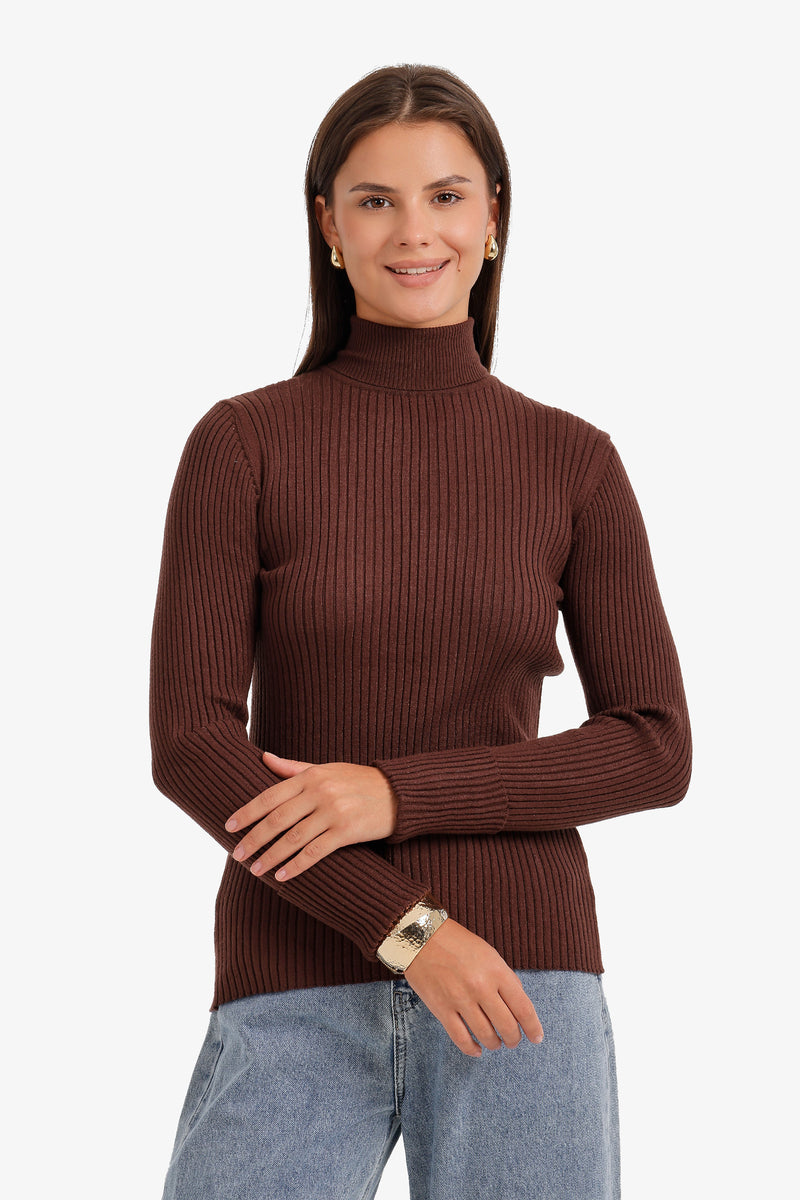 Ribbed Slim Fit High-Neck Pullover – Dark Brown