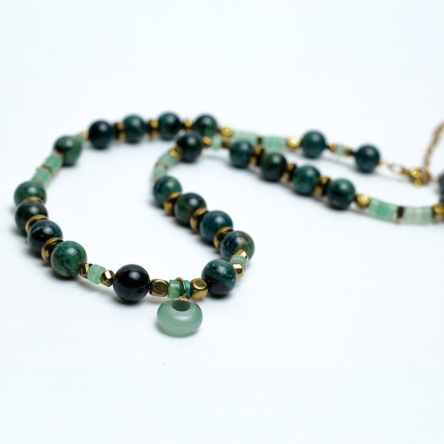 Forest-Green Stones & Jade Pendant Necklace – Green