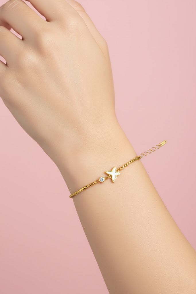 Stainless Steel White Star & Crystal Charm Bracelet – Gold