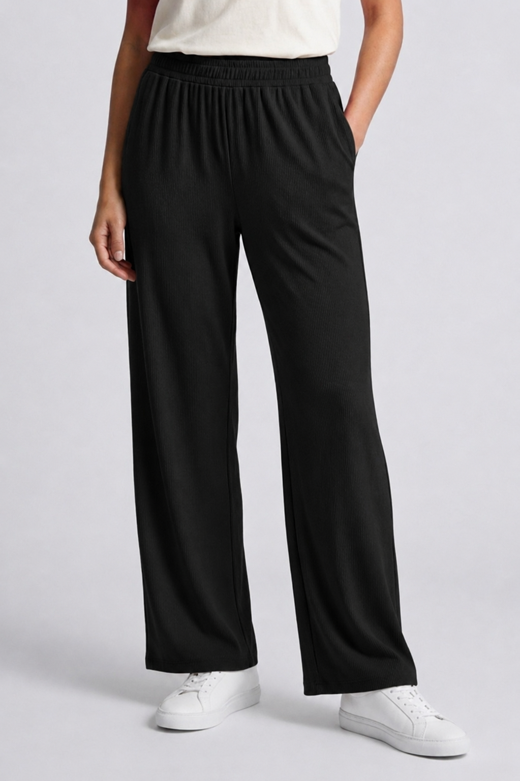 Elastic-Waist Ribbed Pants – Black