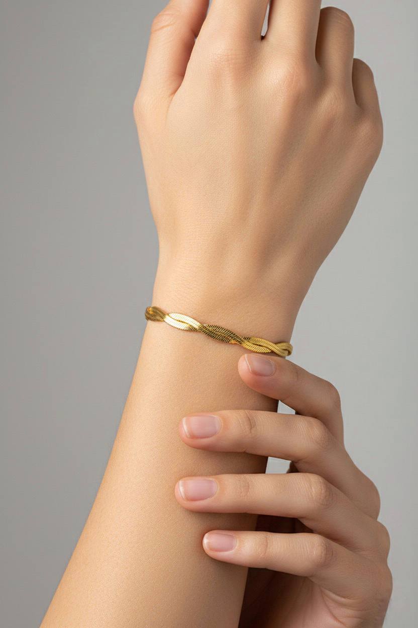 Stainless Steel Twisted Flat Chain Bracelet – Gold
