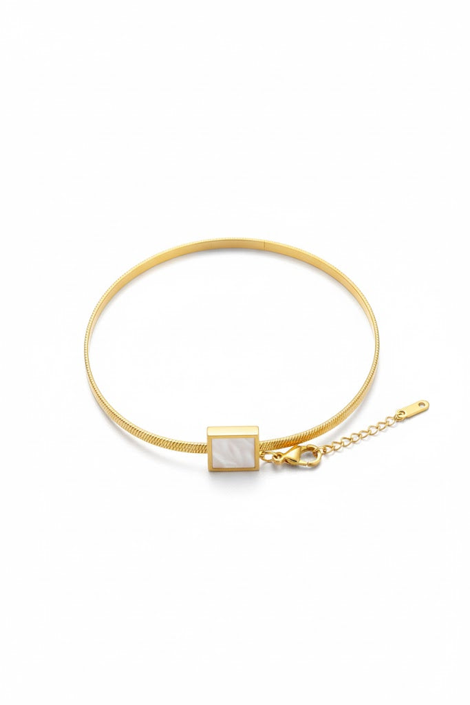 Stainless Steel Flat Chain Square Pendant Bracelet – Gold