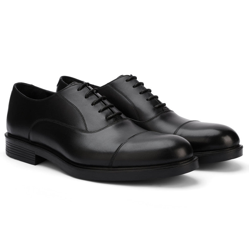 Solid Classic Dress Shoes – Black