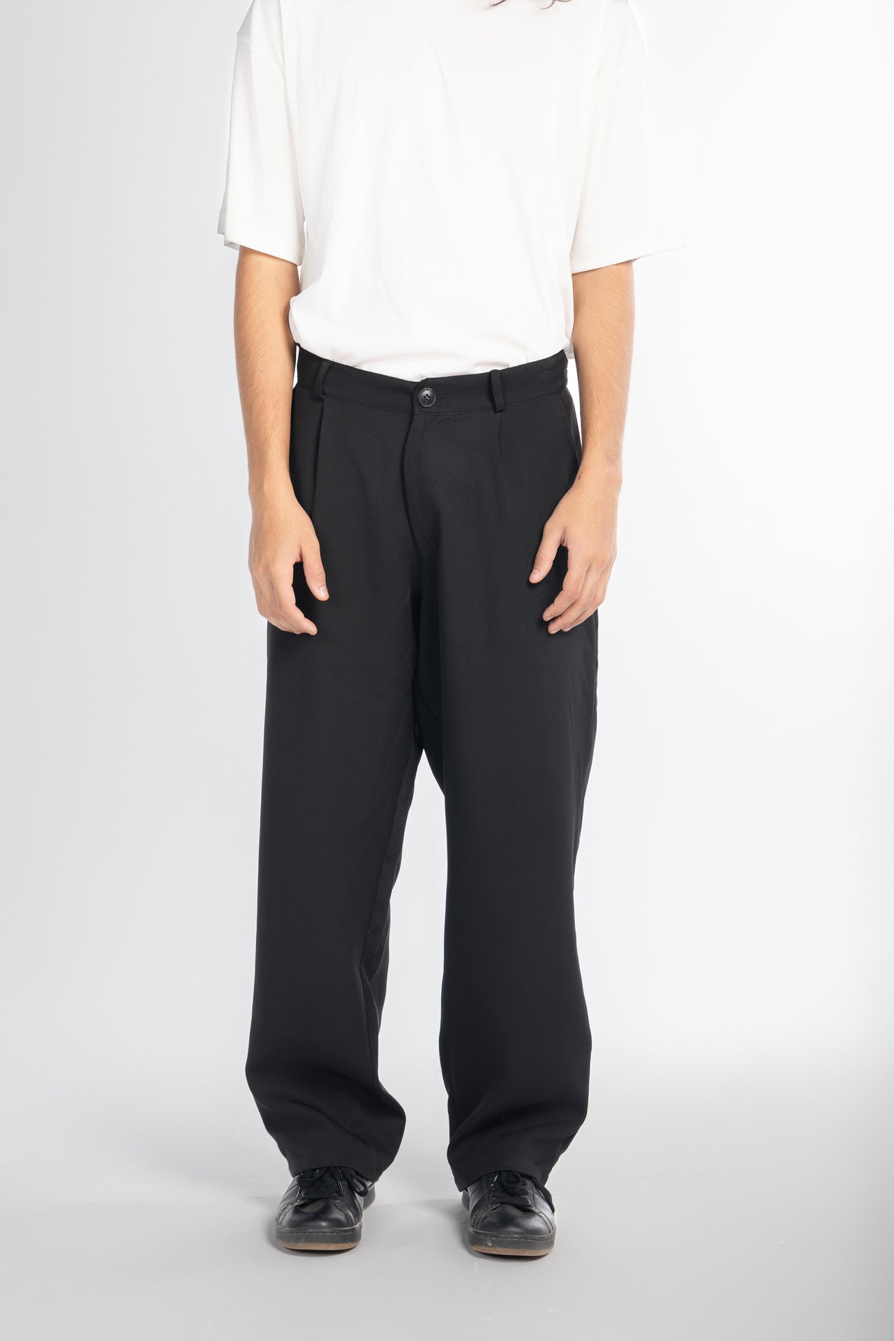 BLACK TAILORED PANTS