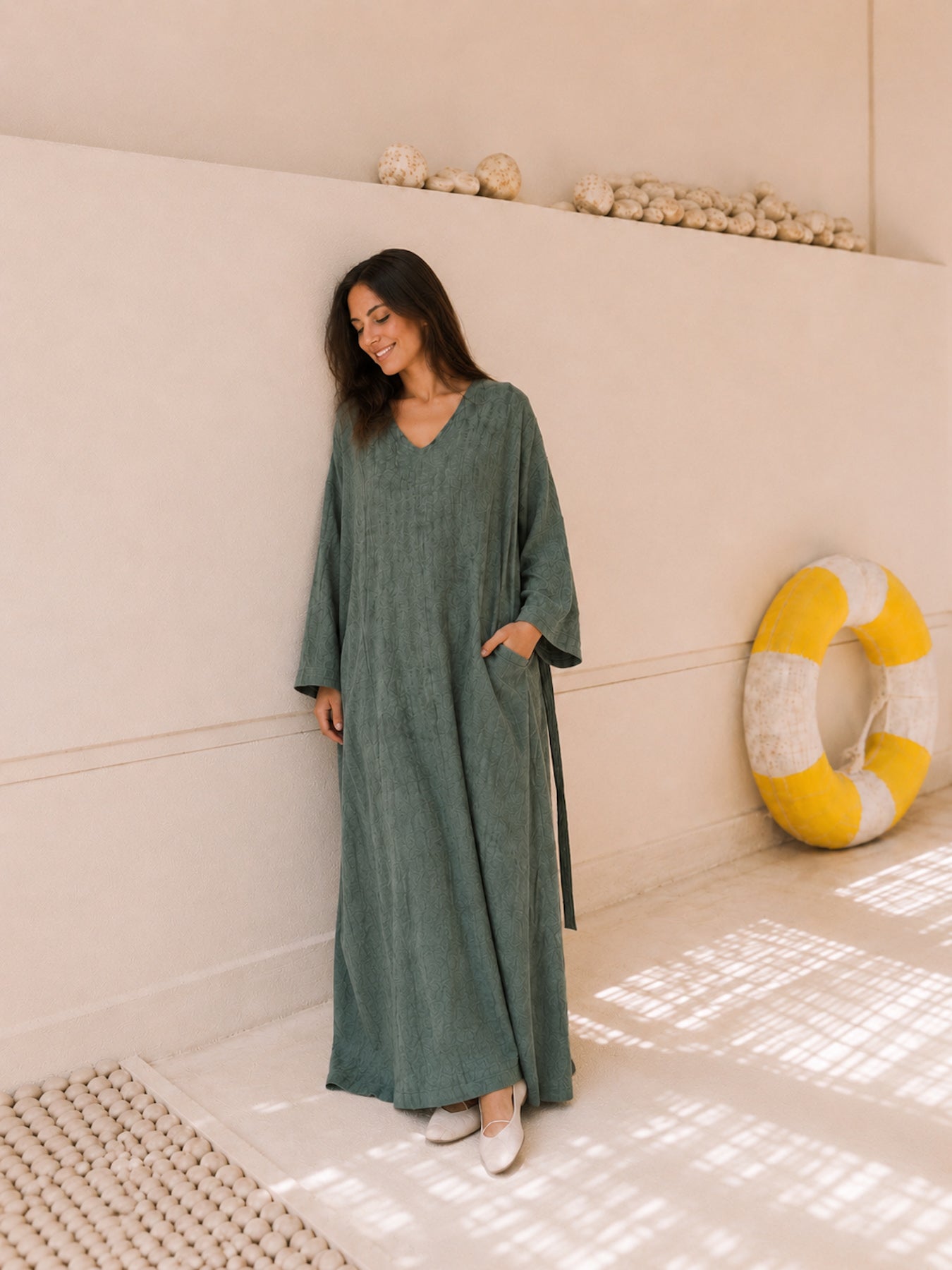 Dress With Two Pockets With Belt