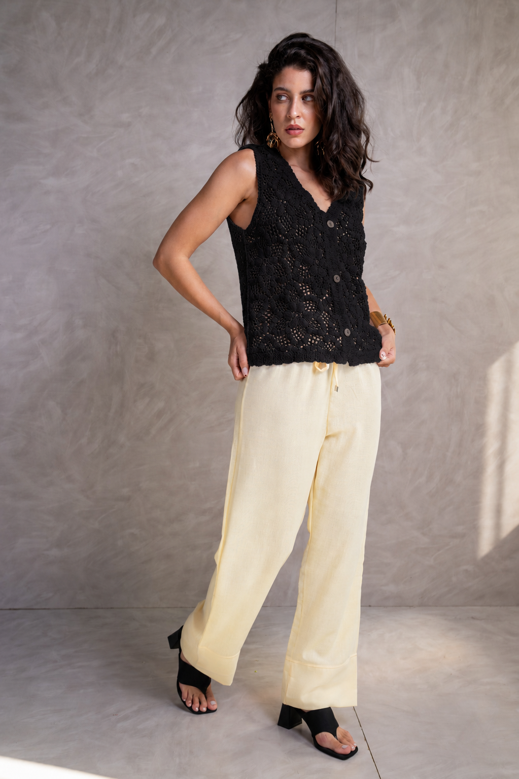 Cropped Crochet Beach Vest - Black