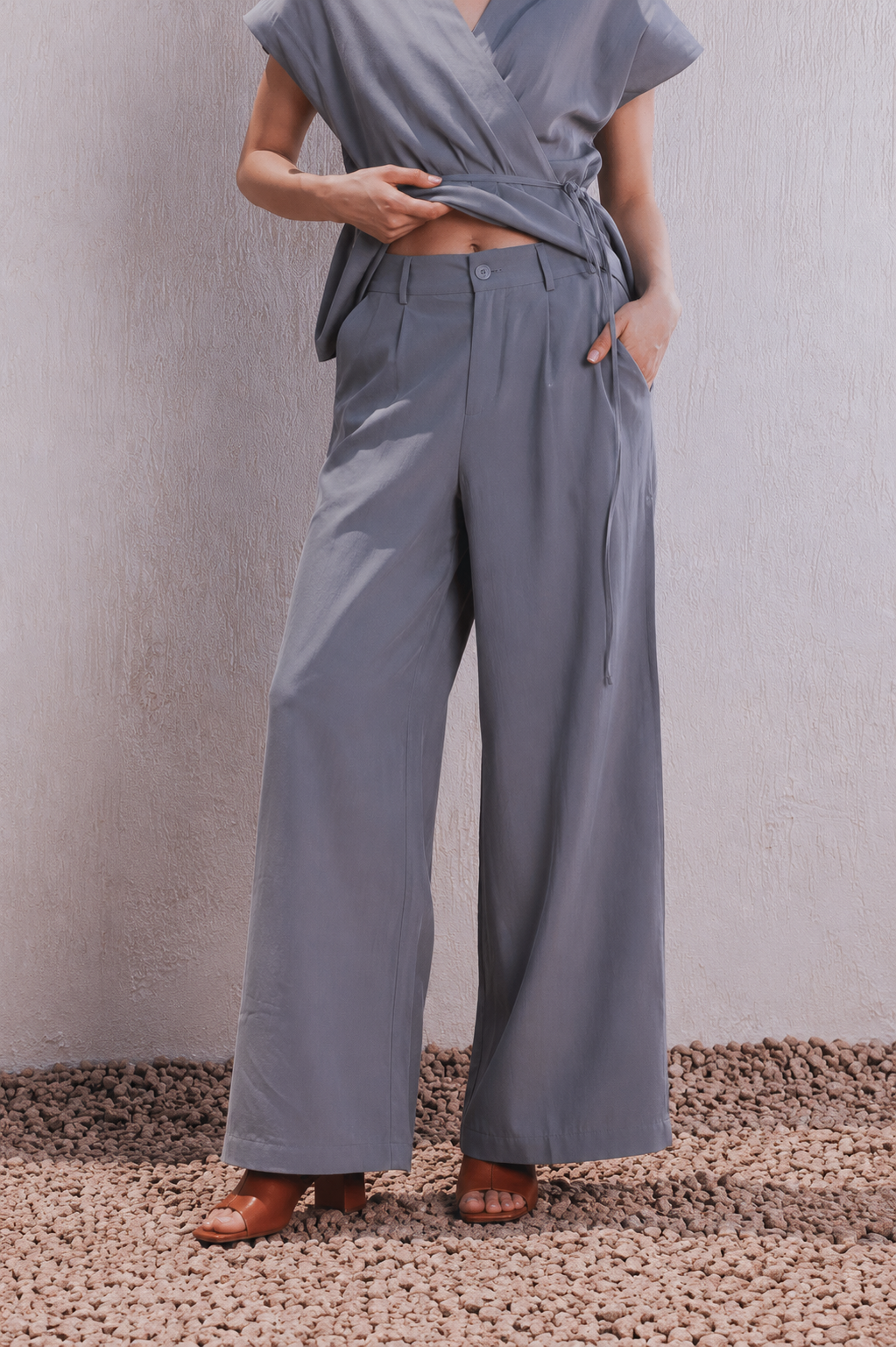 Wide-Leg Tencel Pants - Grey