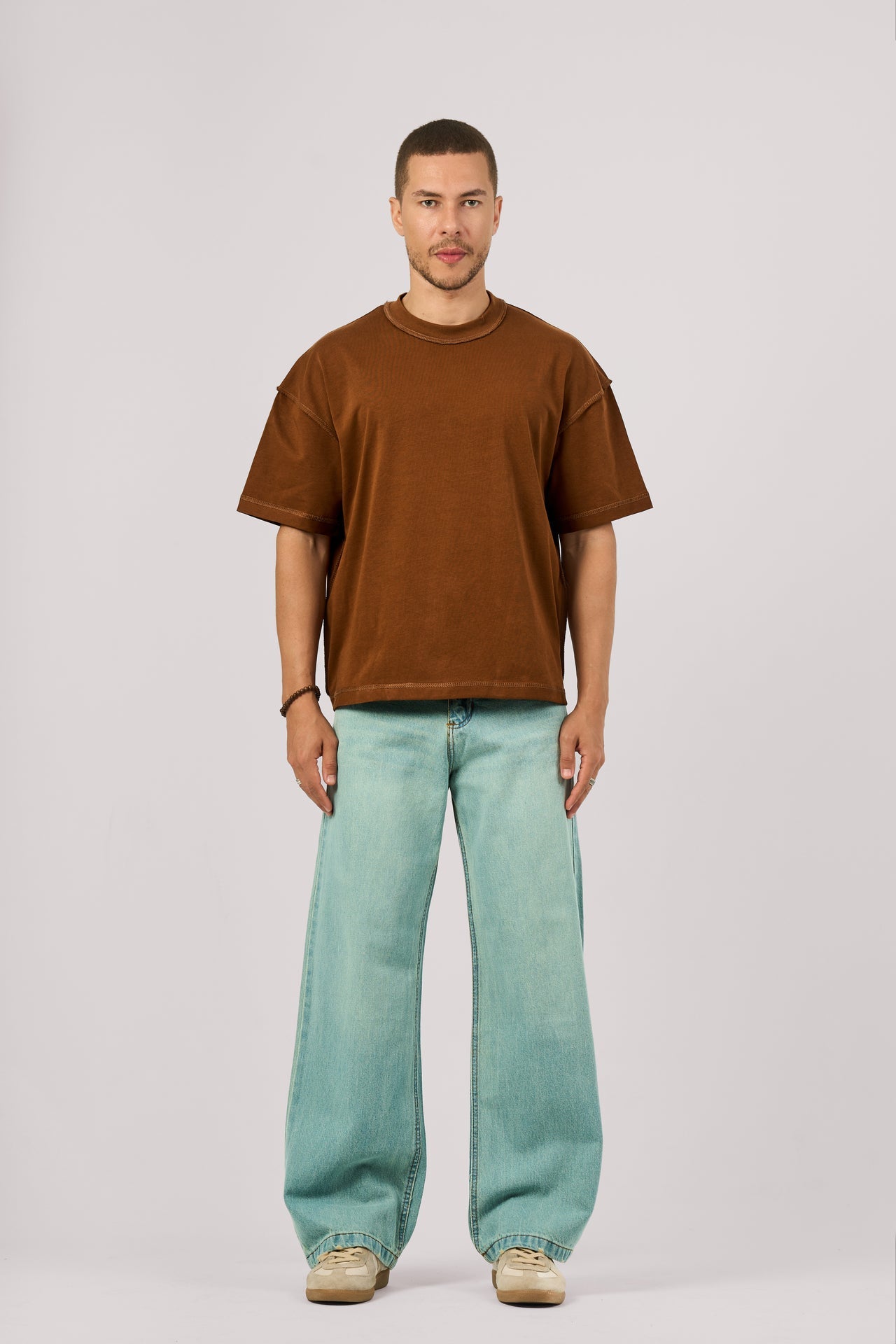 LIGHT BLUE BAGGY JEANS