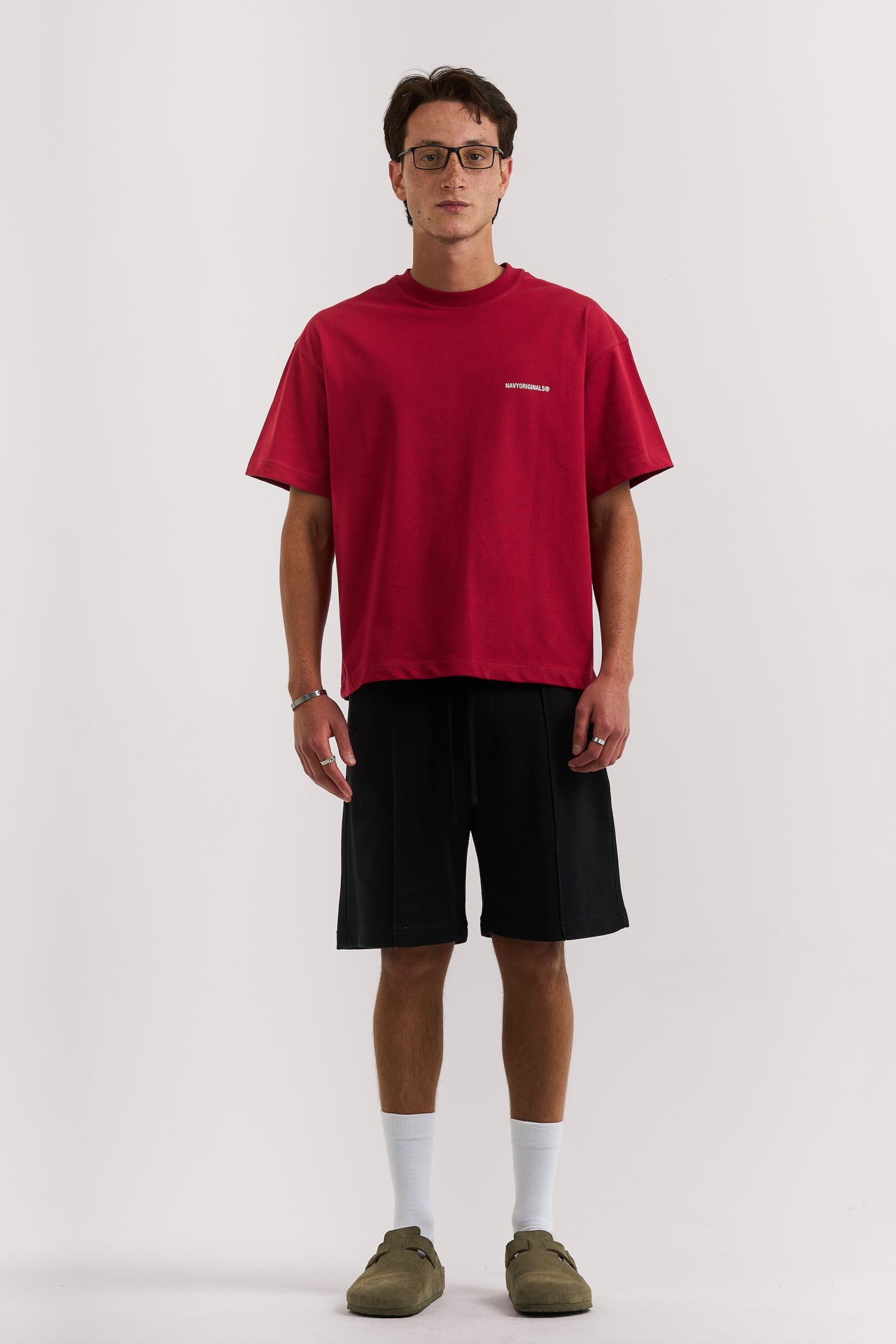 BLACK ESSENTIAL SHORT