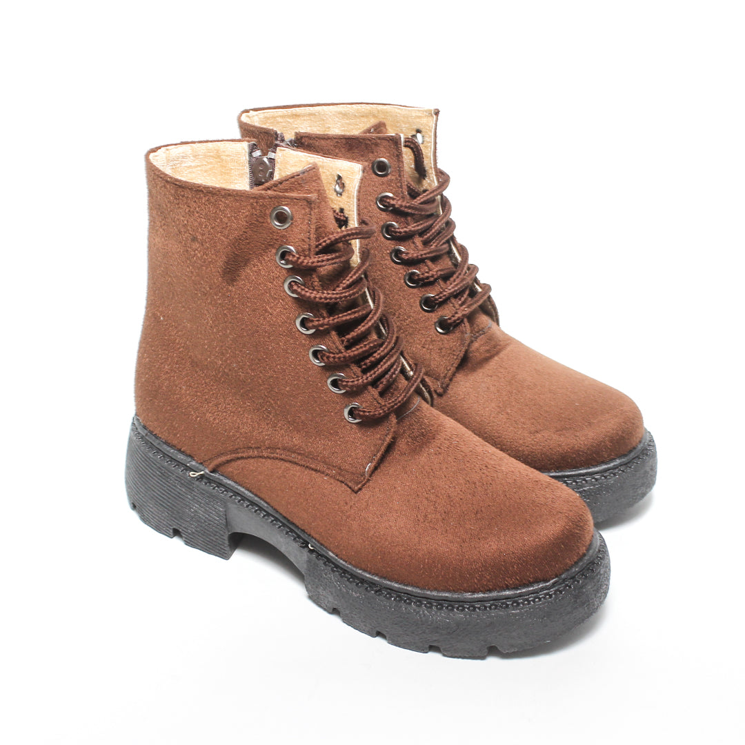 Suede Solid Lace-Up Ankle Boots – Brown