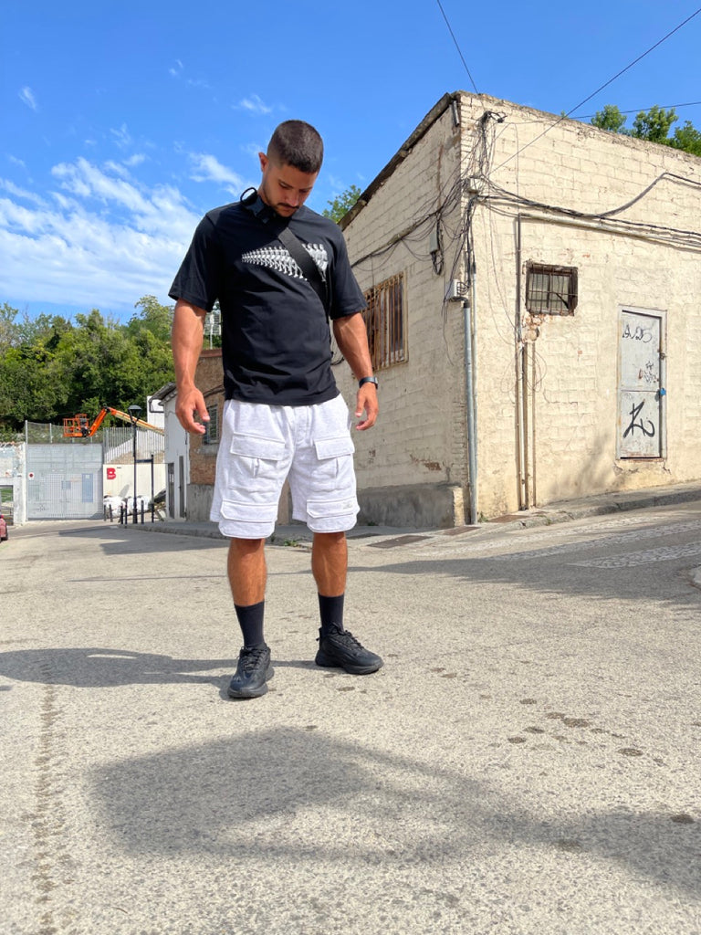 Multi-Pocket Cargo Shorts – White