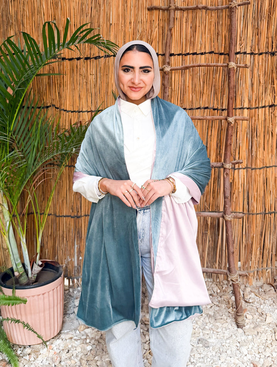 Satin-Lined Velvet Shawl - Mint x Dusty Pink