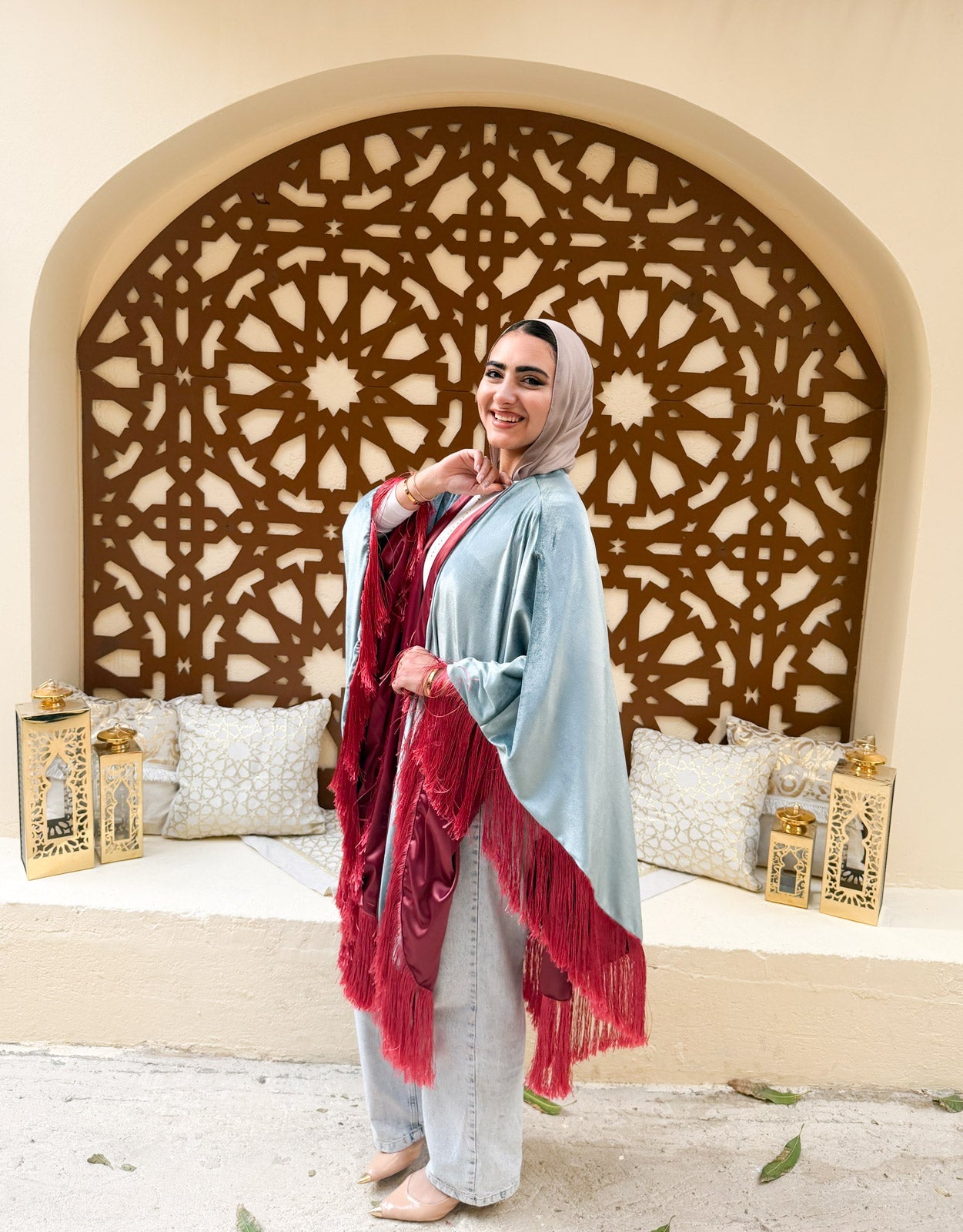 Fringed velvet satin cape - Mint x Dark Red