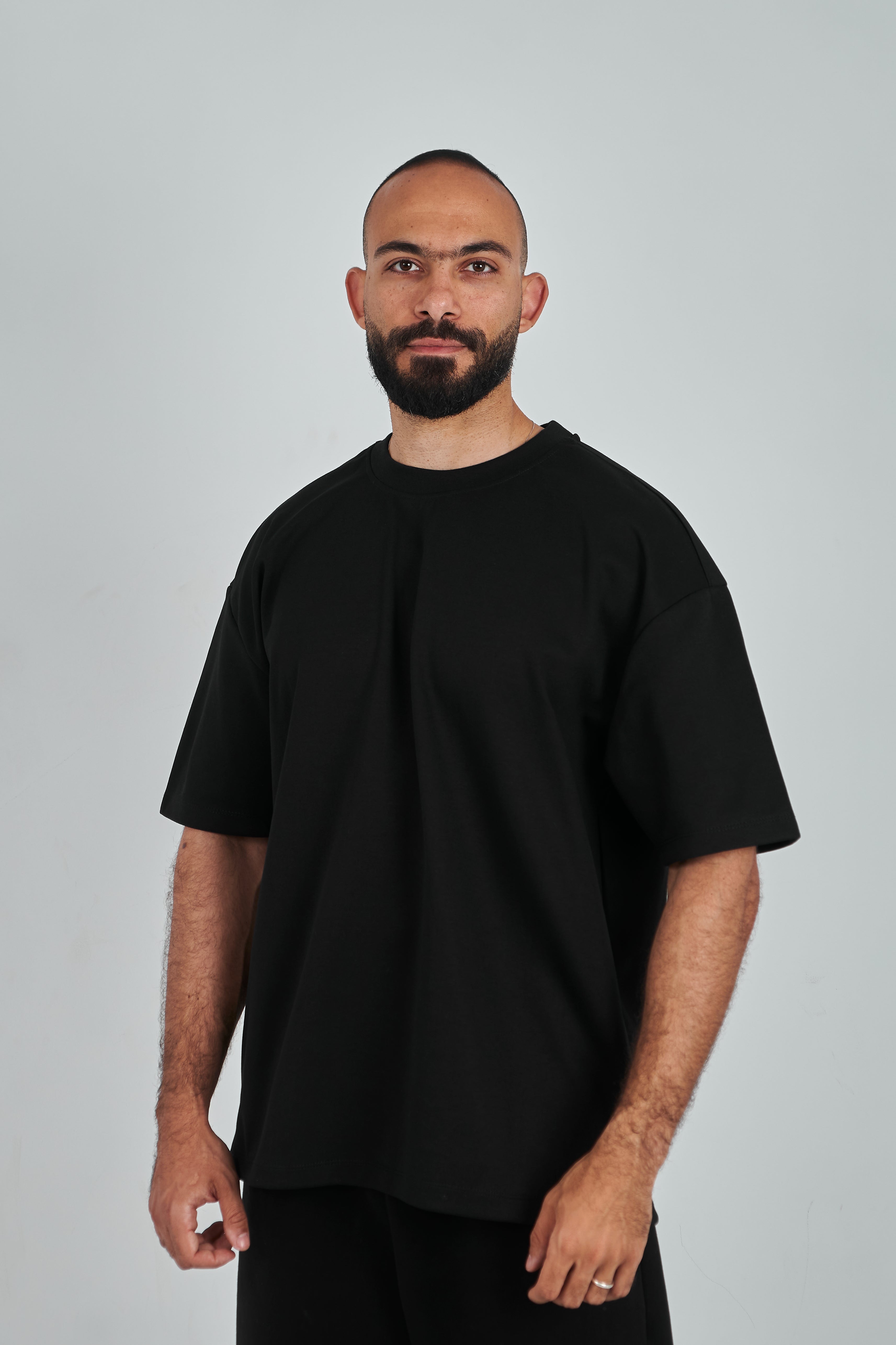 Oversized Essential T-Shirt - Black