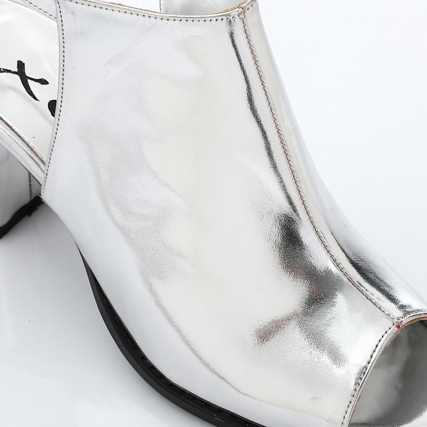 Leather Peep-Toe Block Heel Sandals - Silver