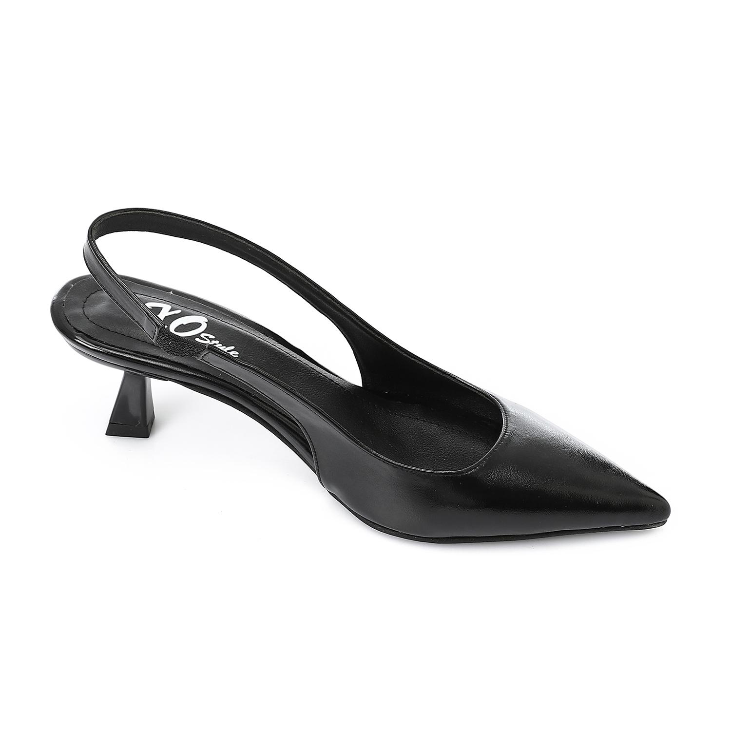 Leather Solid Slingback Pointed-Toe Pumps – Black