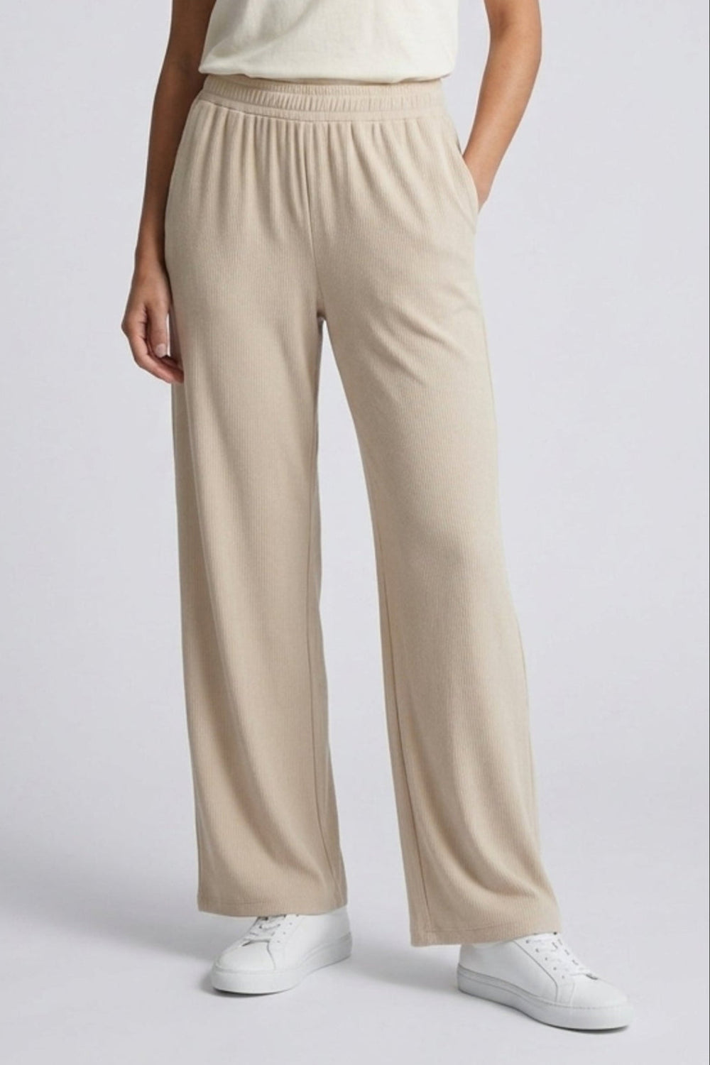 Elastic-Waist Ribbed Pants – Beige