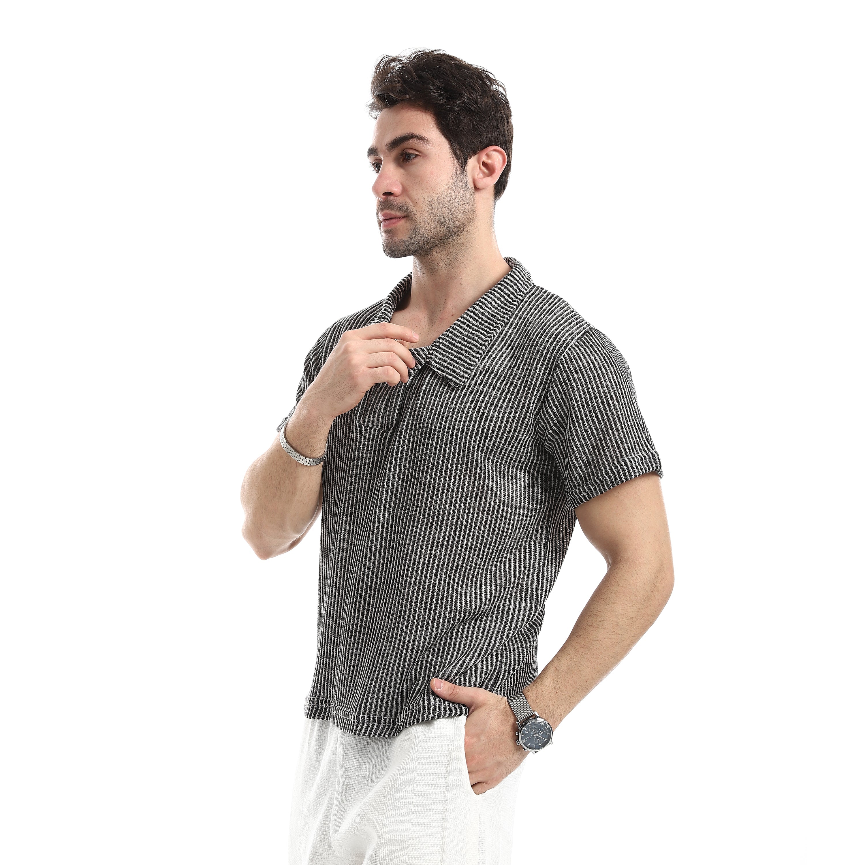 Ribbed Textured T-Shirt - Black