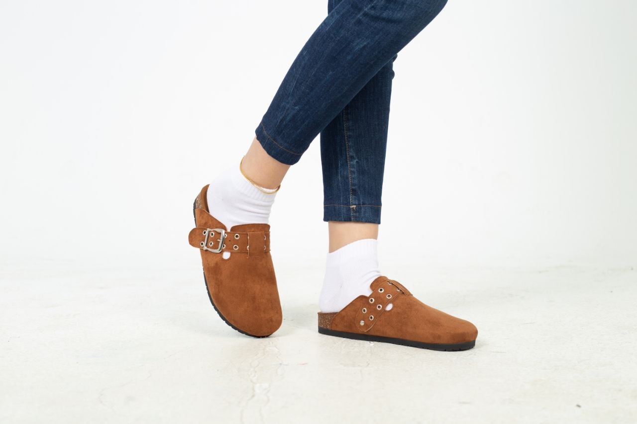 Chamois Leather Buckle Clog Mules – Havan