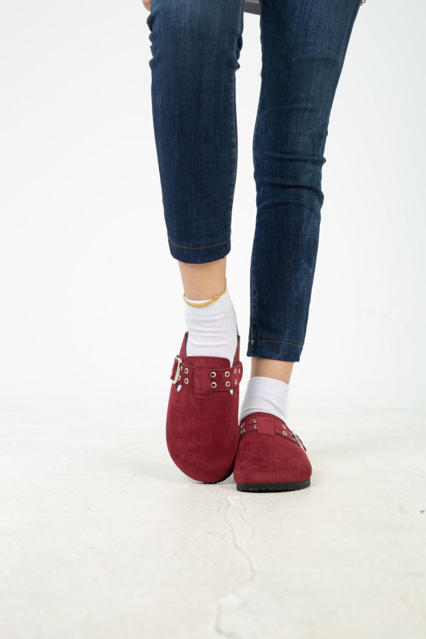 Chamois Leather Buckle Clog Mules – Burgundy
