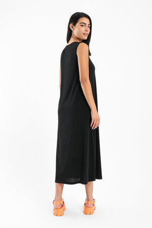 Sleeveless Plain Dress - Clue Wear