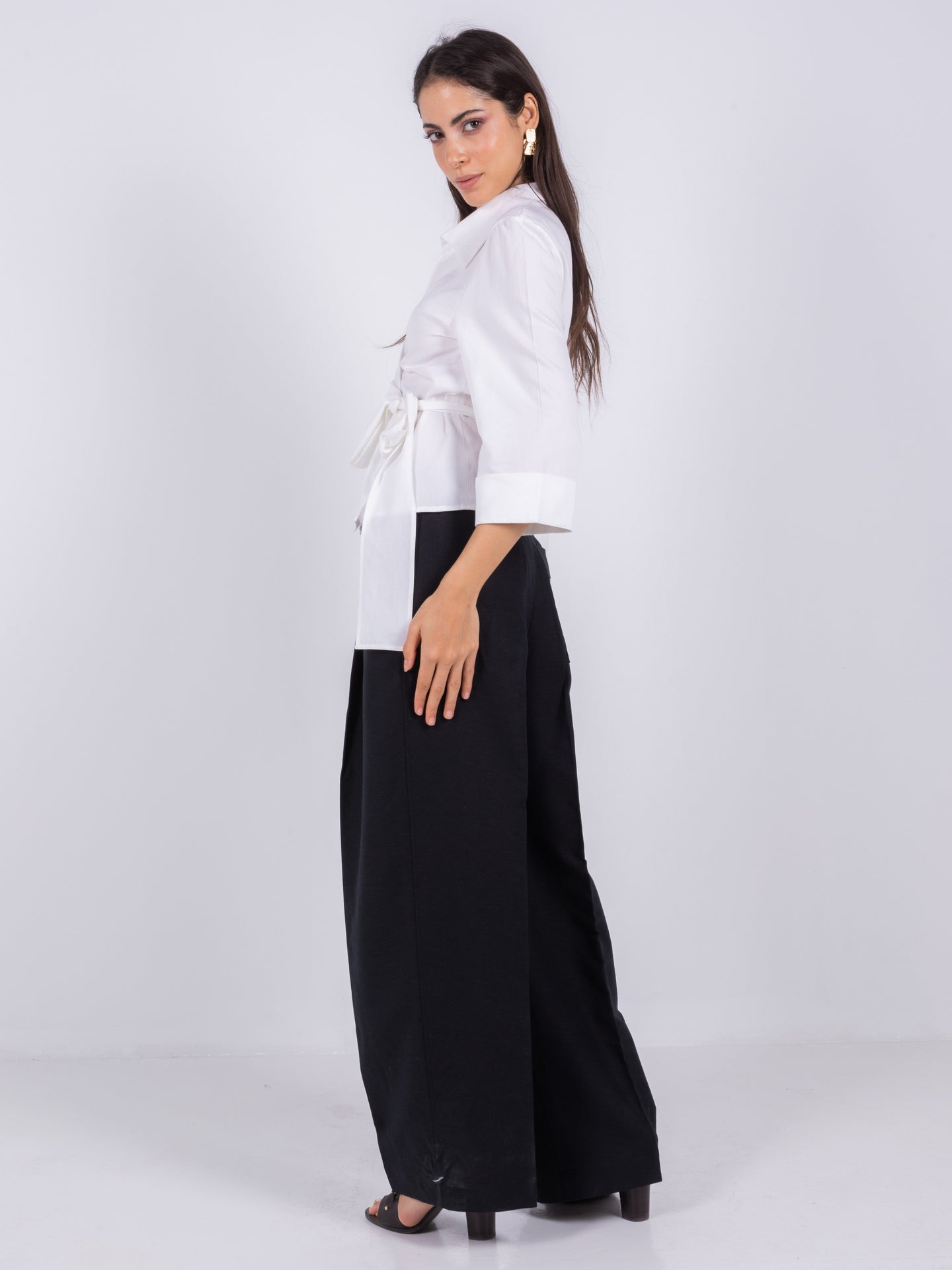 Linen Wide-Leg Trousers – Black