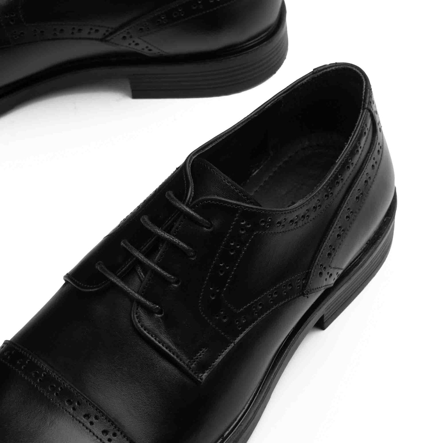 Classic Leather Derby Toe Shoes-Black