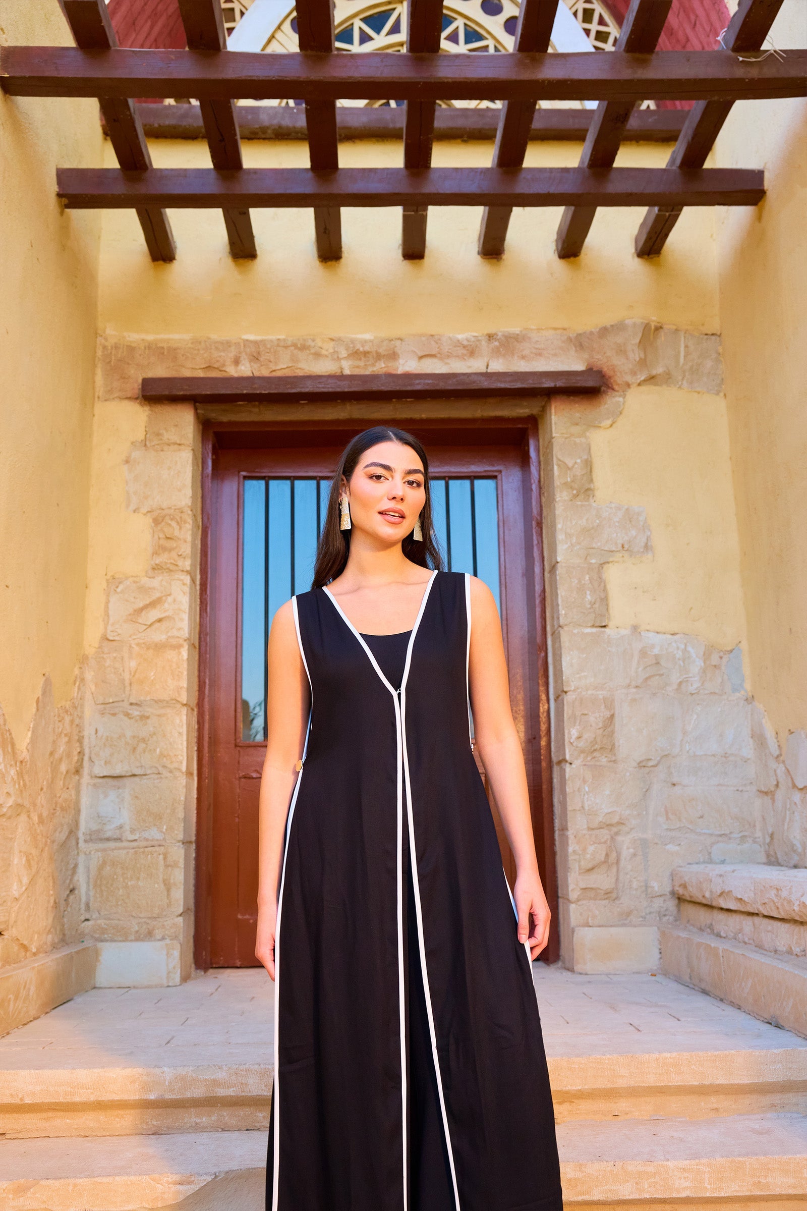 Contrast Panel Relaxed Maxi Vest – Black