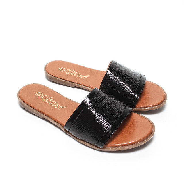 Glossy Ribbed Slippers - Black