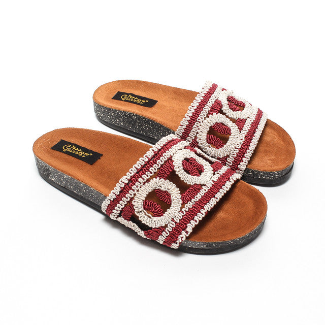 Embroidered Pattern Slippers - Burgundy