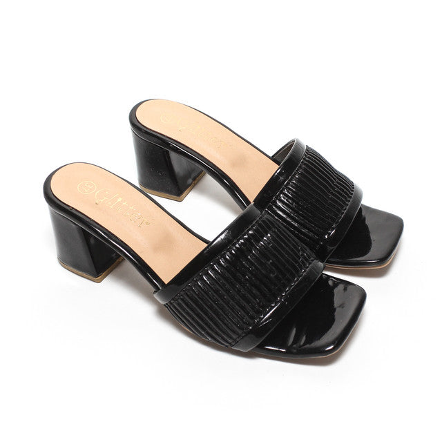 Glossy Ribbed Slippers - Black