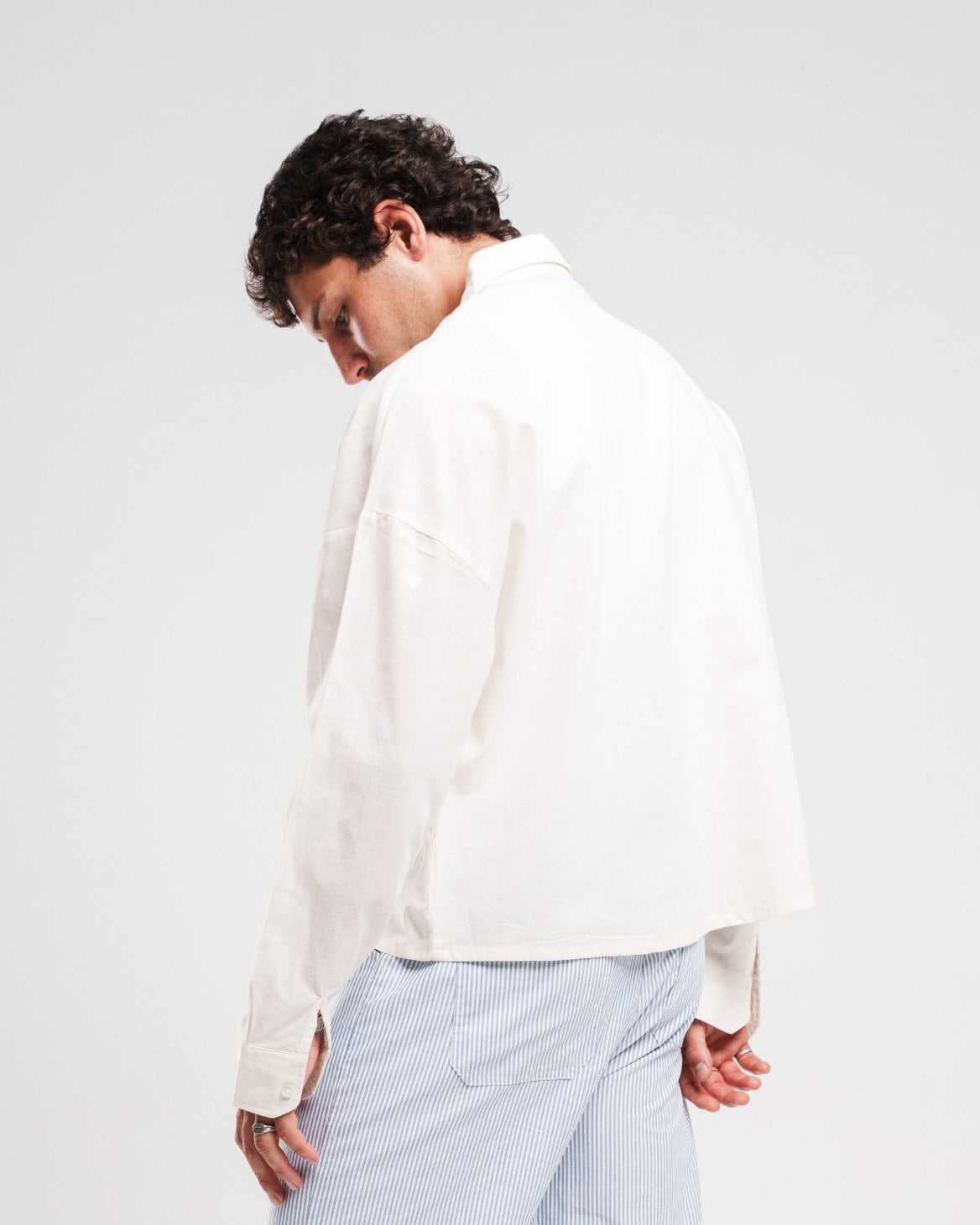 Linen Long-Sleeve Button-Up Shirt – White