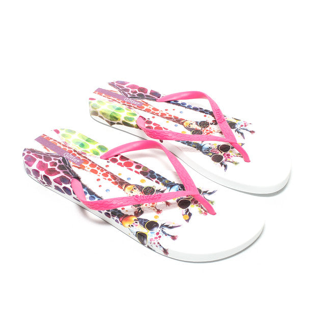 Giraffe Print Flip Flops - Fuchsia