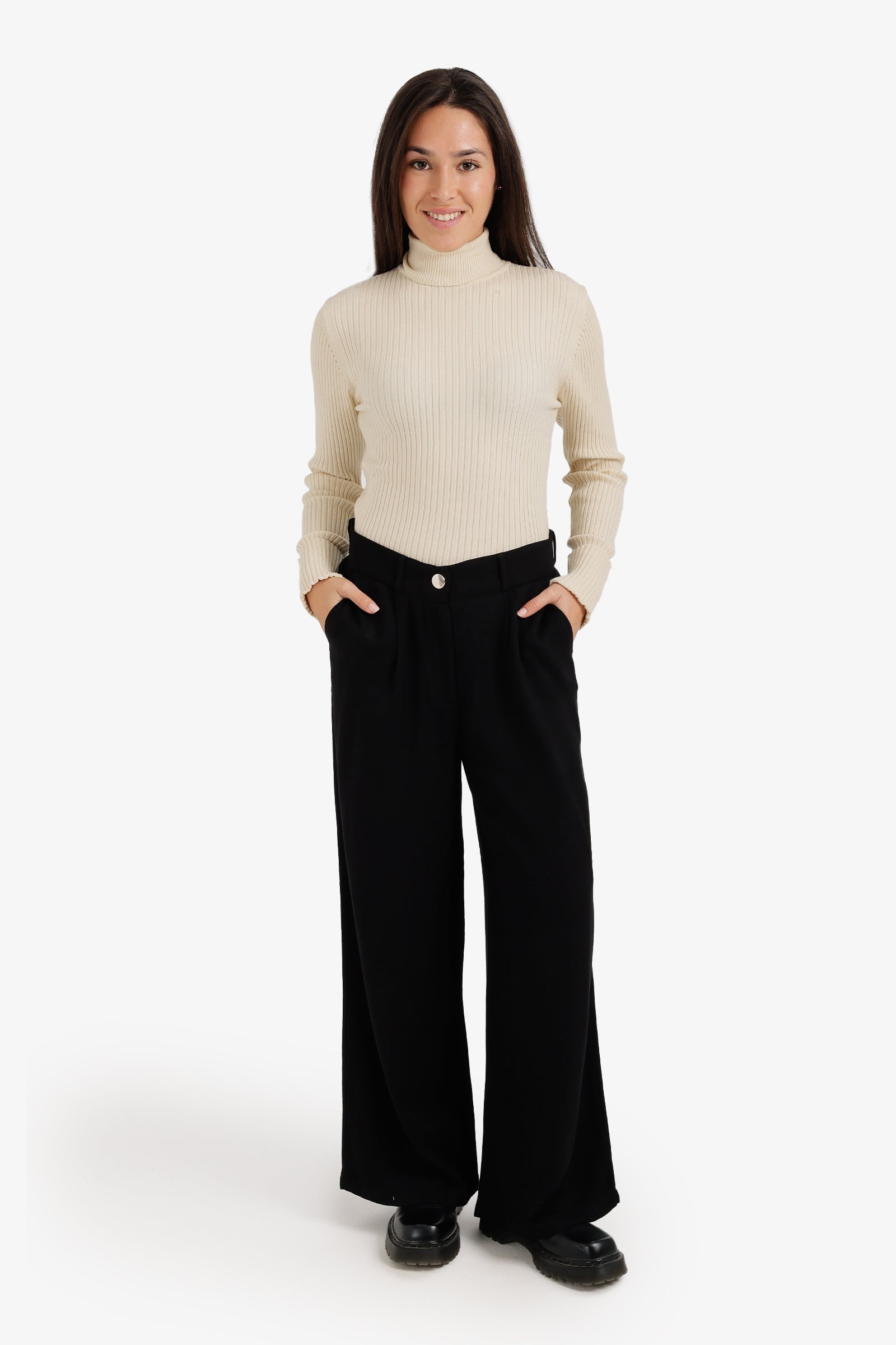 High-Waist Flowy Straight Pants – Black