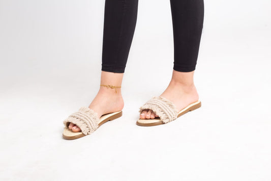 Macrame Chic Slippers - Beige