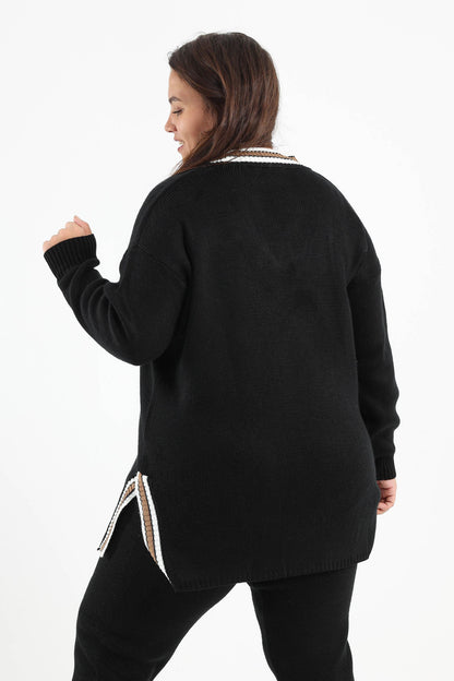 Lounge Pullover with Striped Neck