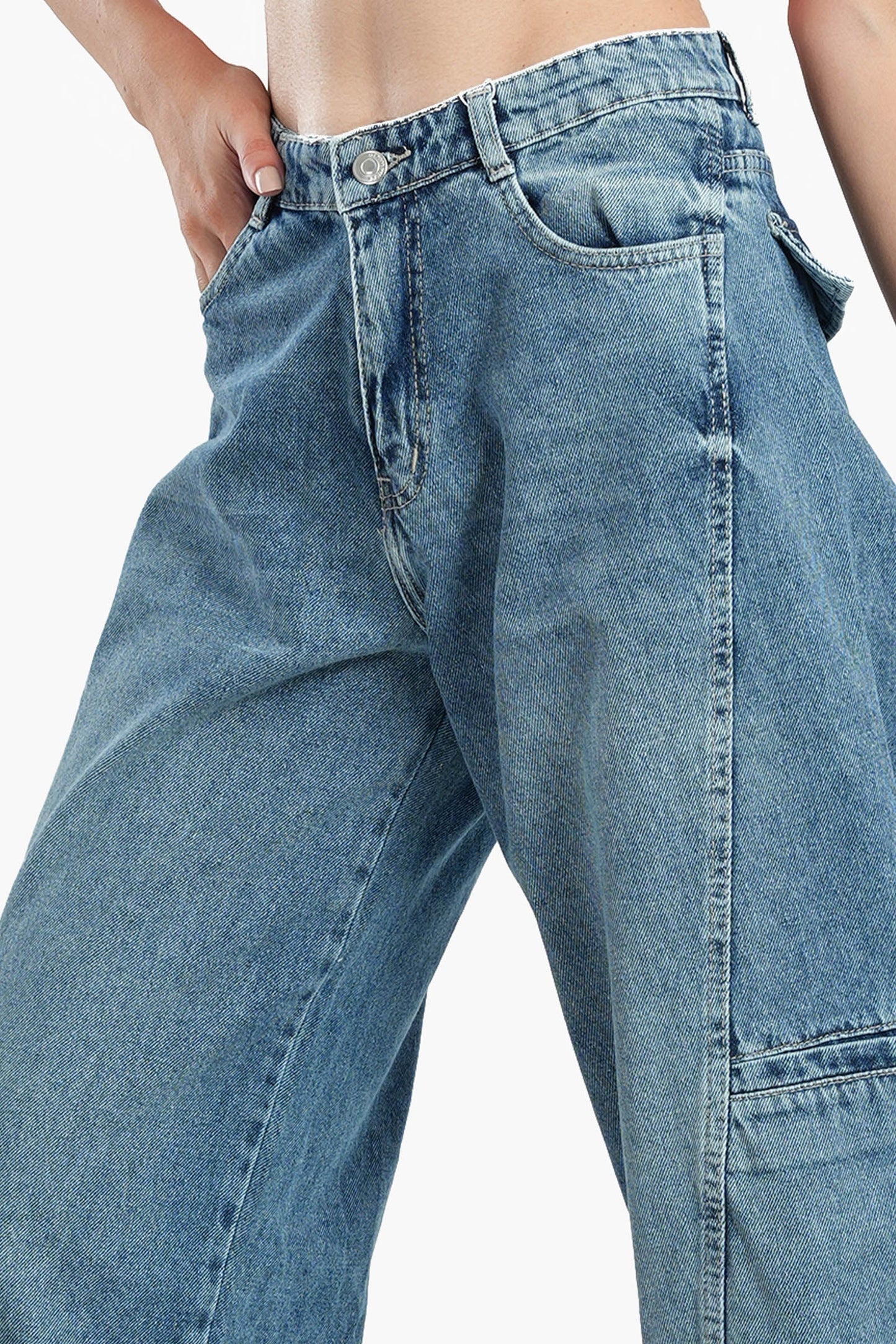 Jeans in Back Flap Pockets