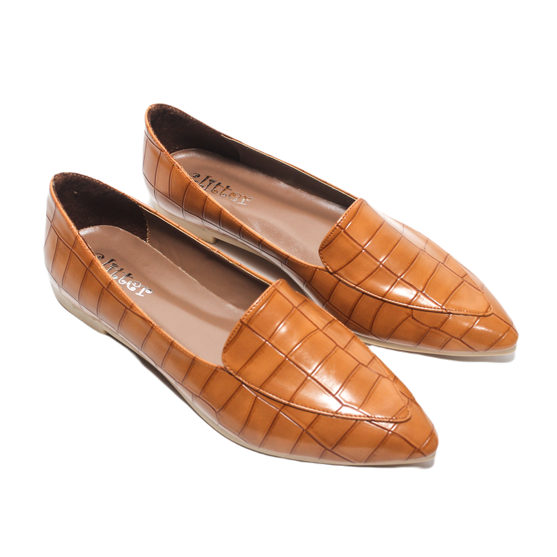 Pointed Toe Ballerina - Camel