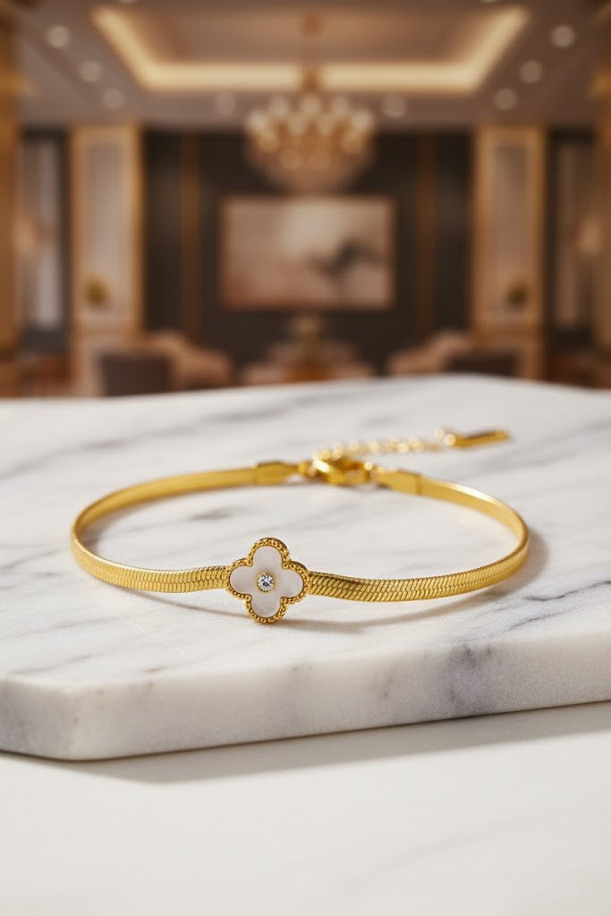 Stainless Steel Snake Chain Clover Charm Bracelet – Gold