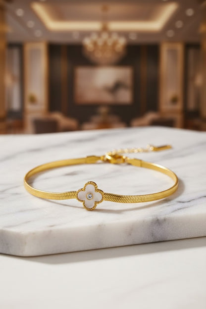 Stainless Steel Snake Chain Clover Charm Bracelet – Gold