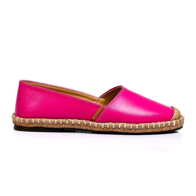 Straw Toe-Tips Detail Slip On Flats