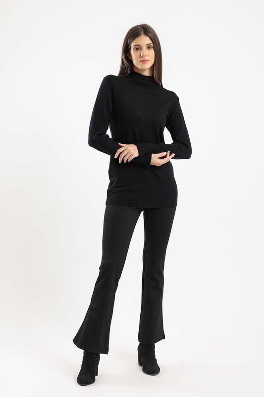 Ribbed Mock Neck Pullover