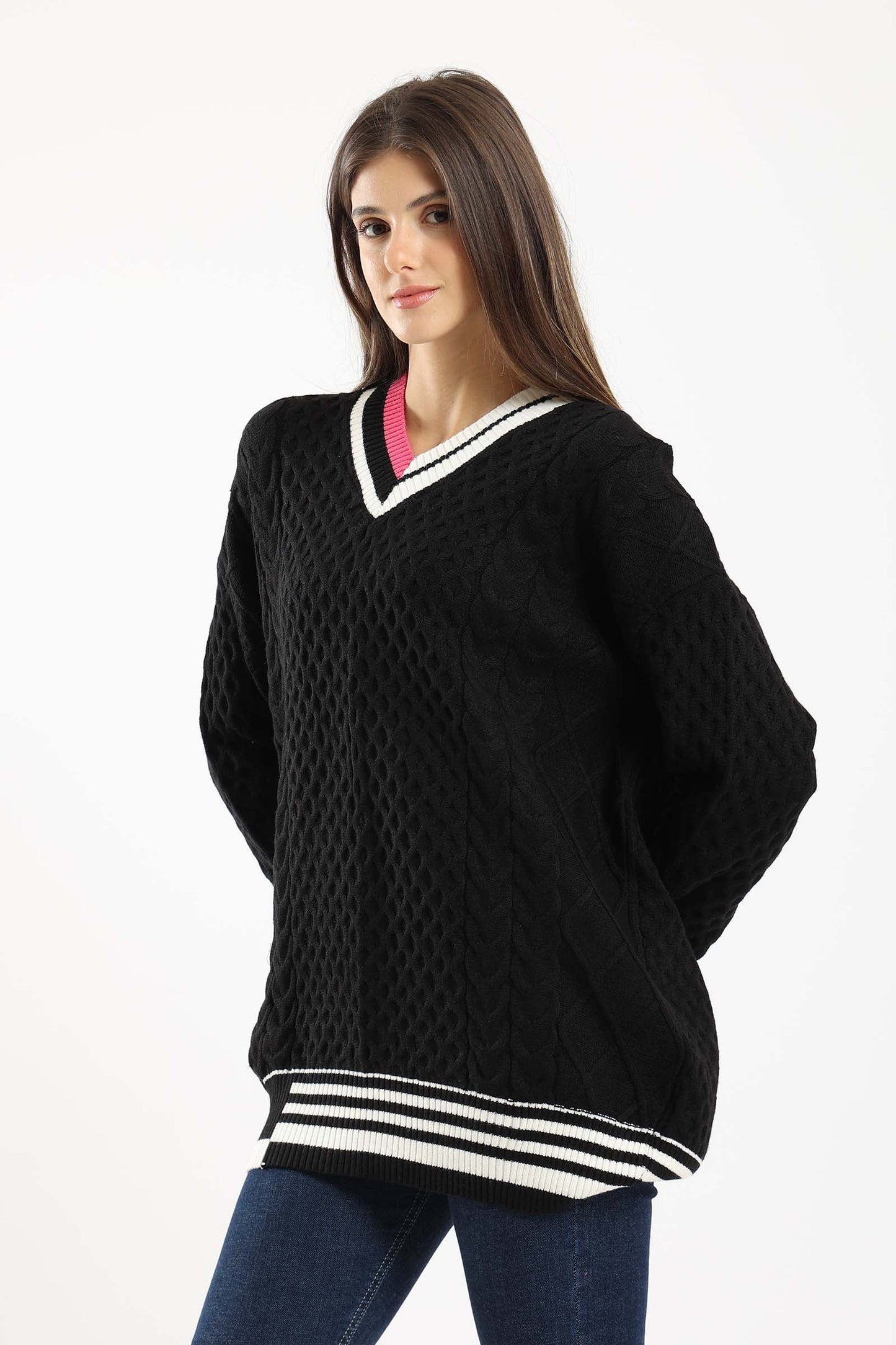 Colored V-Neck Pullover - Black