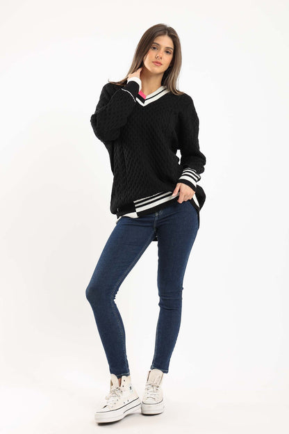 Colored V-Neck Pullover - Black