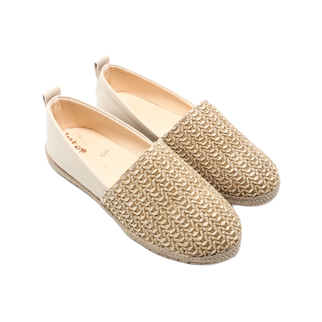 Casual Slip-On Sneakers - Light Brown