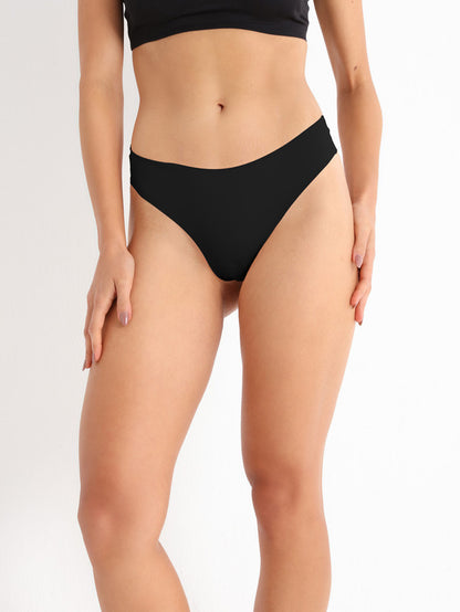 Seamless Elegance Thong Black