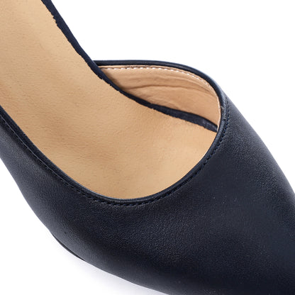 Slip On Pointed Toecap Kitten Heel Pumps