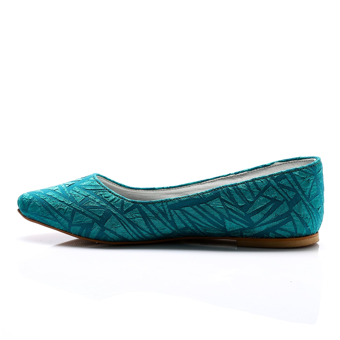 Textured Triangles Patterned Pointed Toecap Flat Ballerina